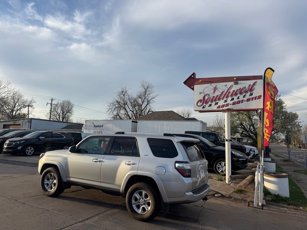 2021 Toyota 4Runner Image 4