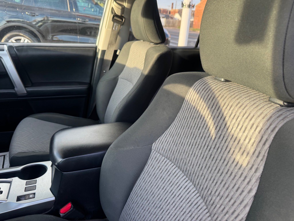 2021 Toyota 4Runner Image 16