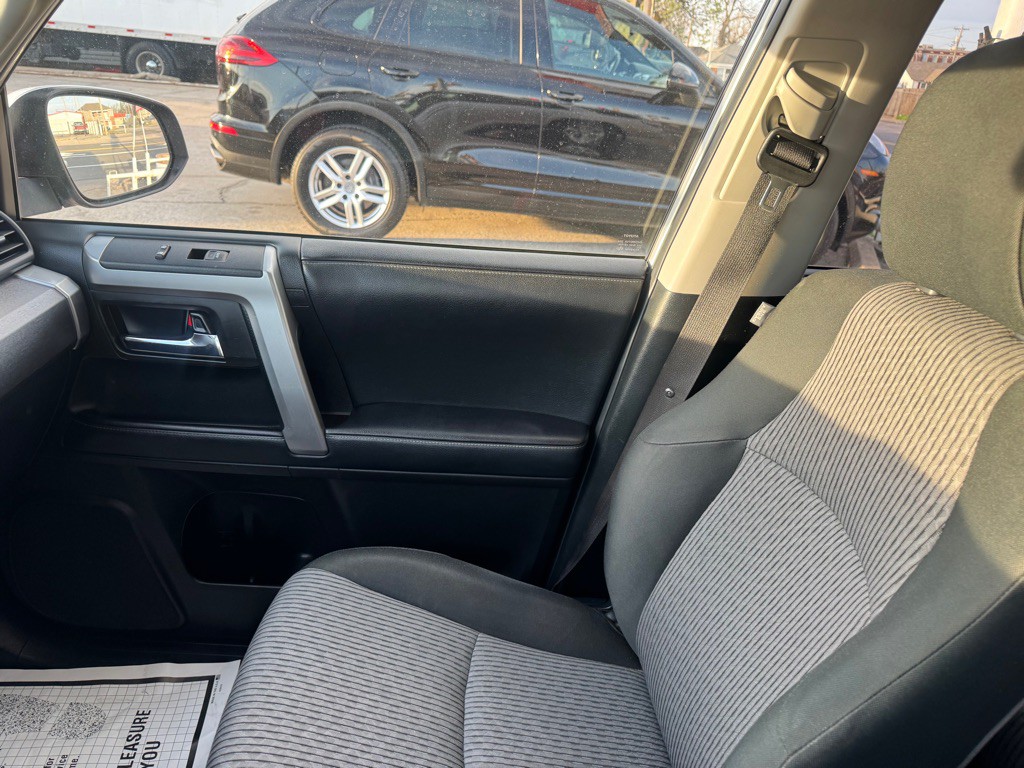 2021 Toyota 4Runner Image 20