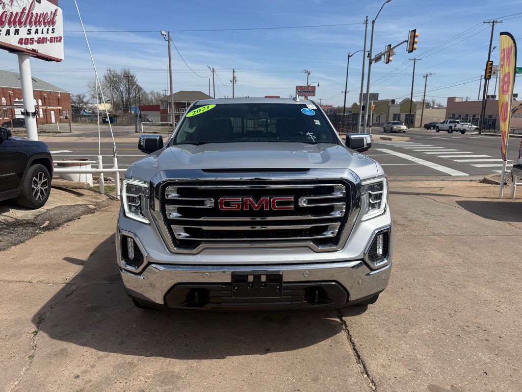 2021 GMC Sierra Image 2
