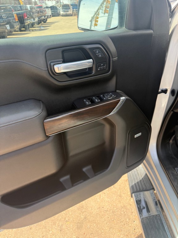 2021 GMC Sierra Image 17