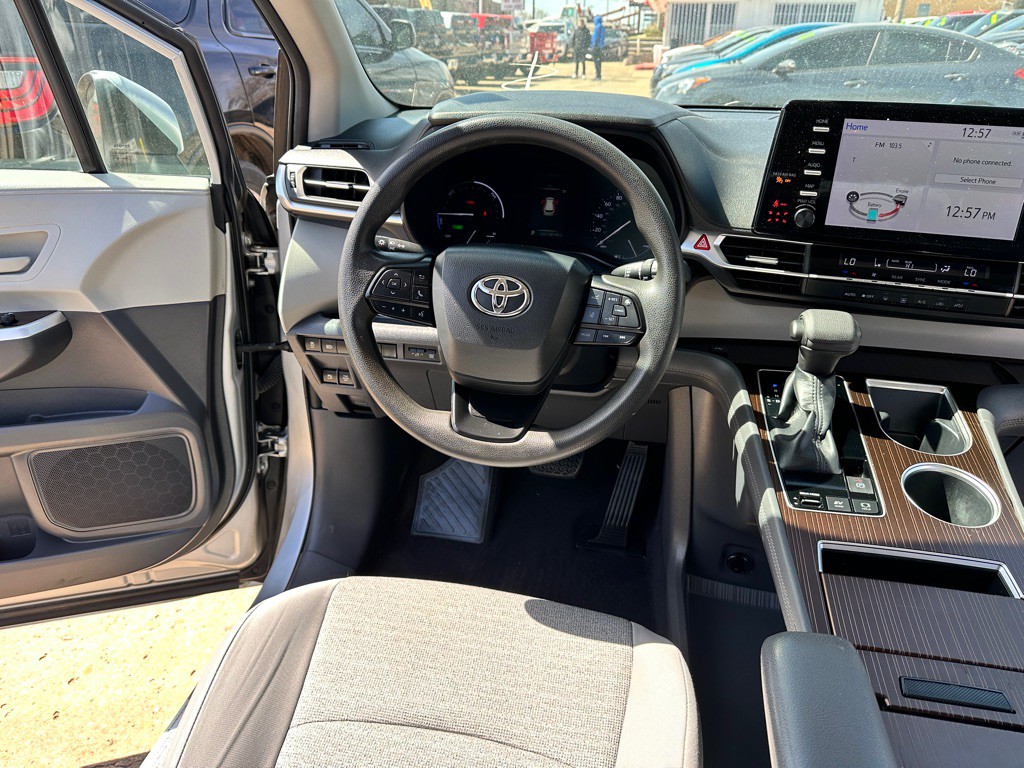 2022 Toyota Sienna Image 25