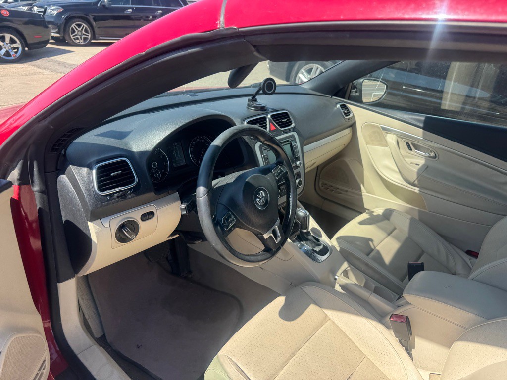 2012 Volkswagen Eos Image 9