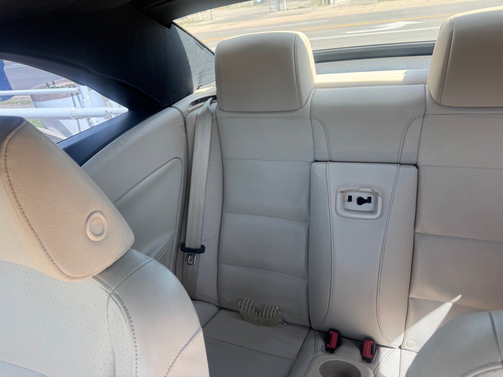 2012 Volkswagen Eos Image 11