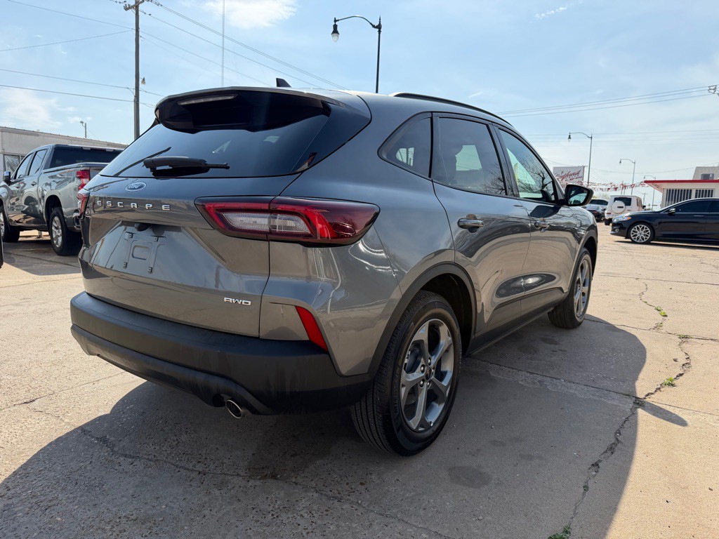 2025 Ford Escape Image 6