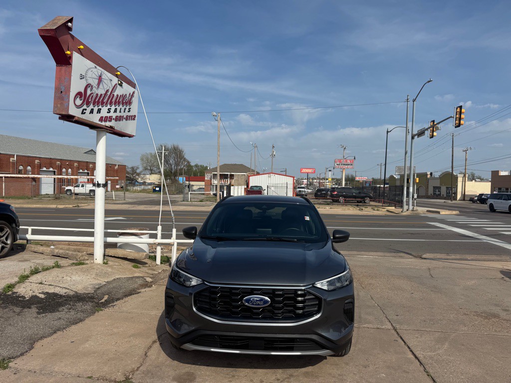 2025 Ford Escape Image 18