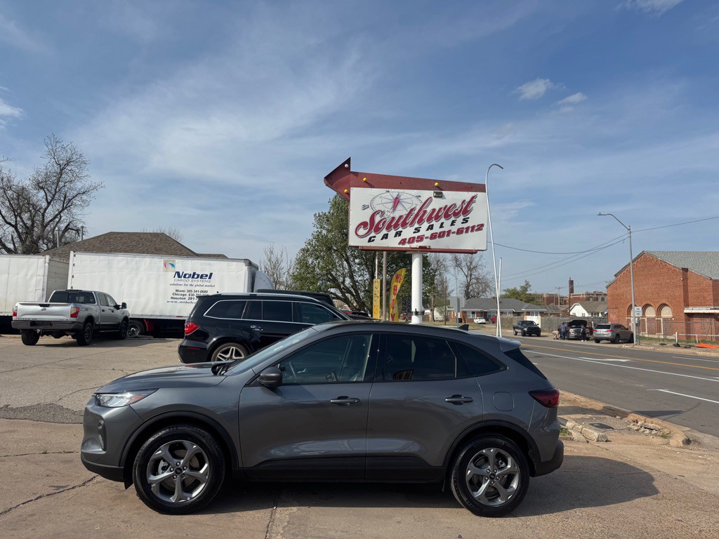 2025 Ford Escape Image 19