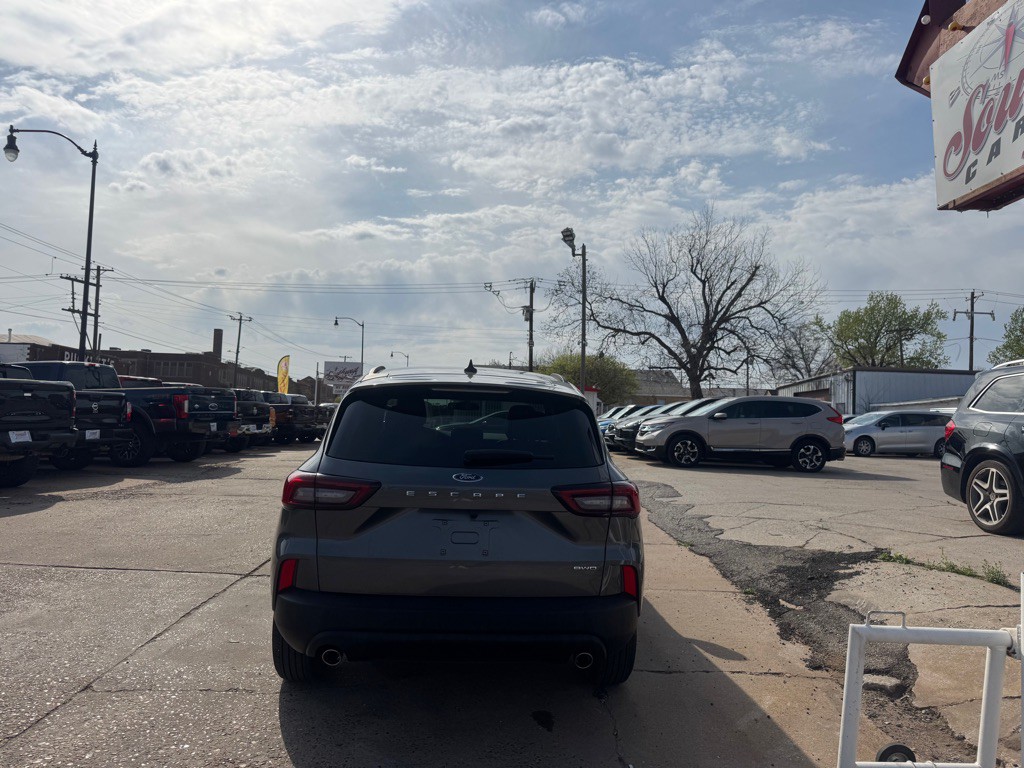 2025 Ford Escape Image 20