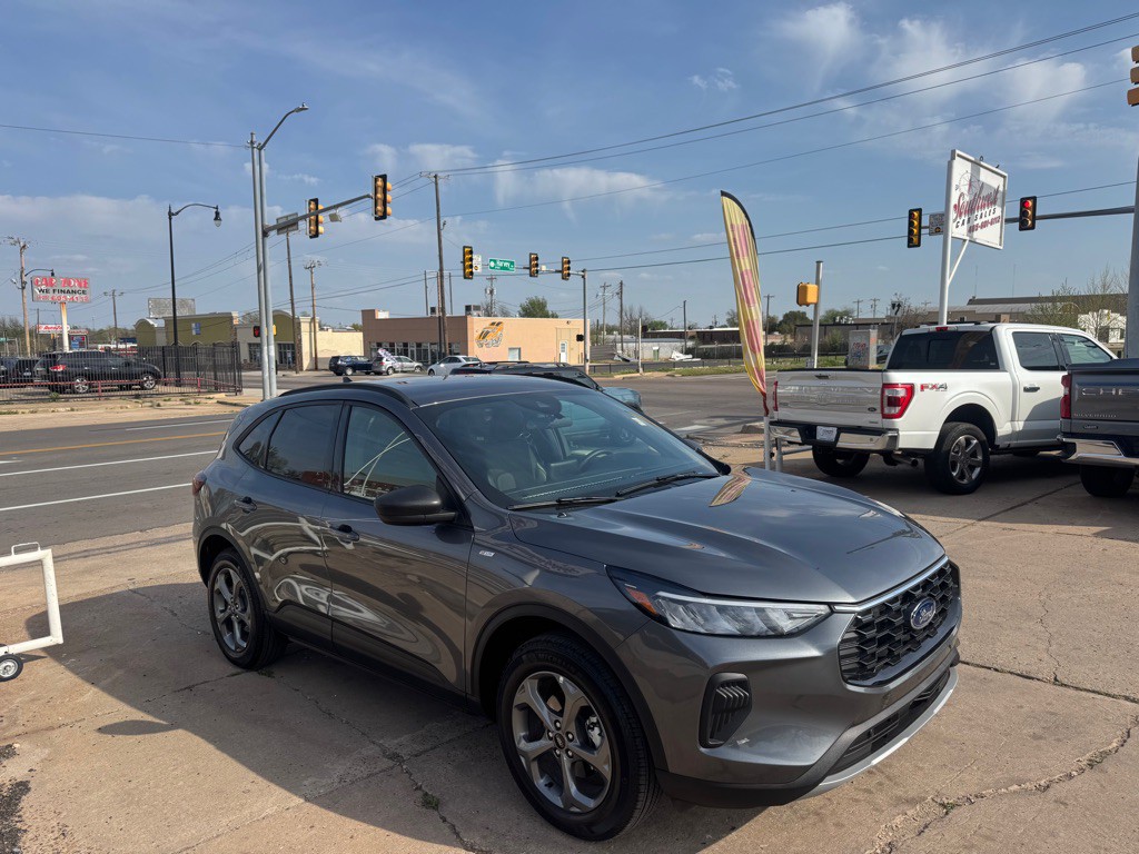 2025 Ford Escape Image 21