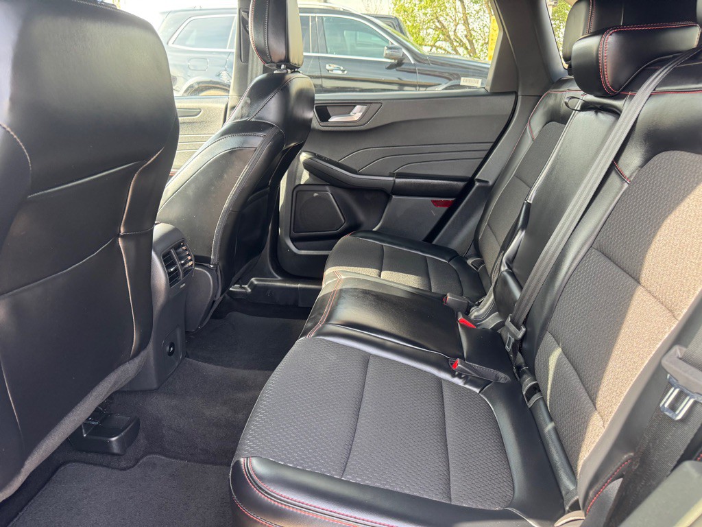 2025 Ford Escape Image 24