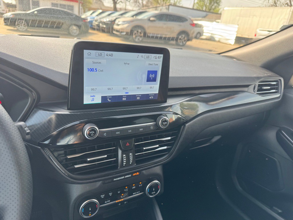 2025 Ford Escape Image 32