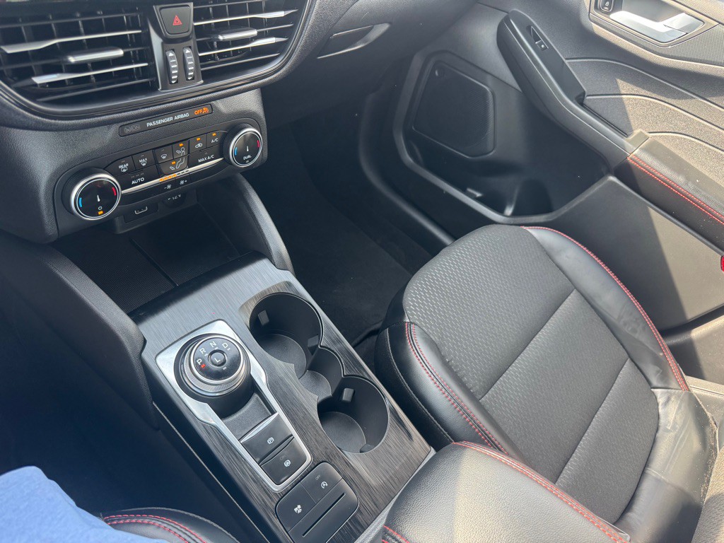 2025 Ford Escape Image 33