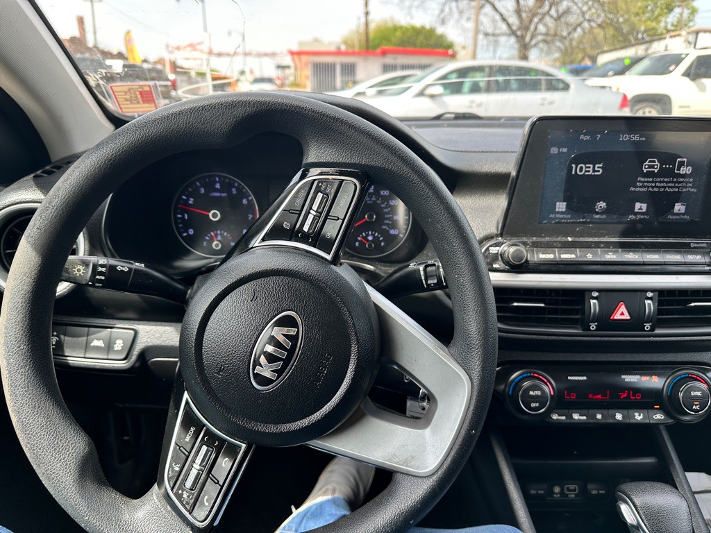 2019 Kia Forte Image 13