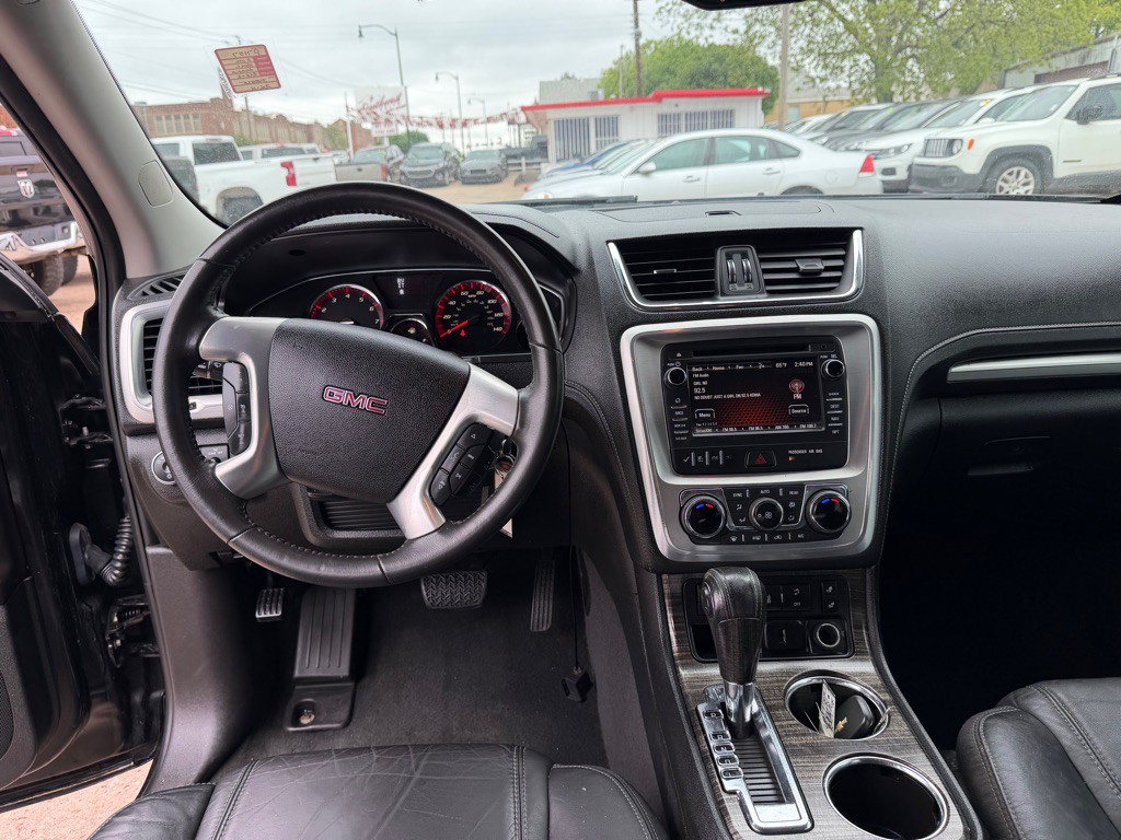 2016 GMC Acadia Image 8