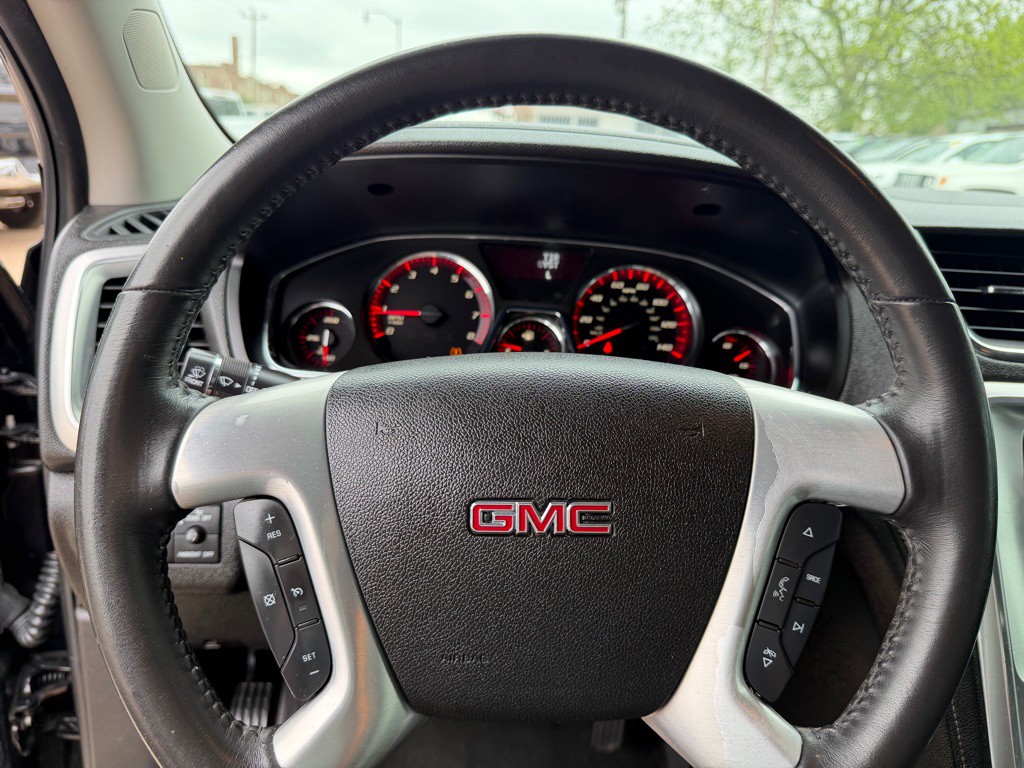 2016 GMC Acadia Image 9