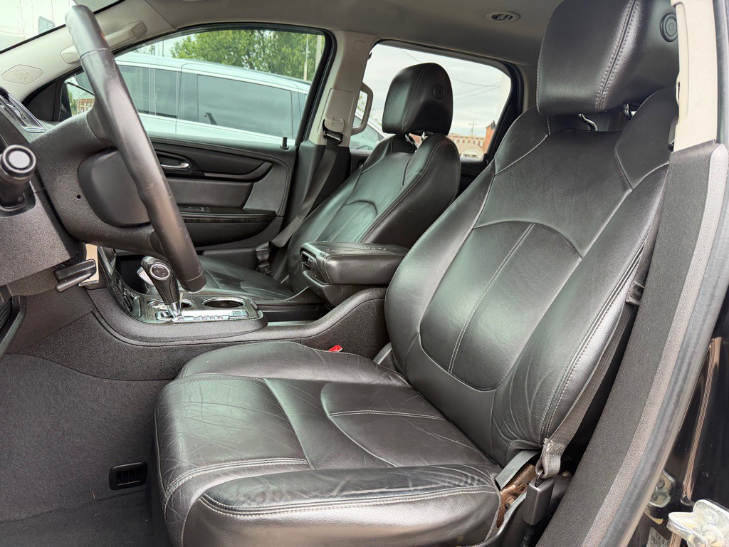 2016 GMC Acadia Image 13