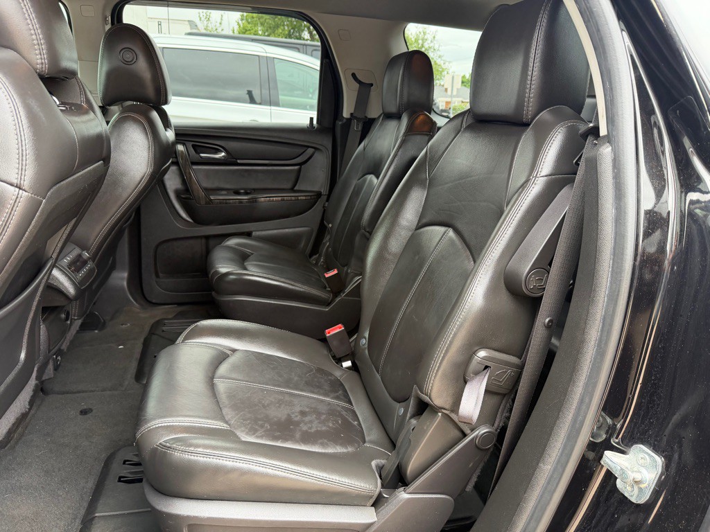2016 GMC Acadia Image 14