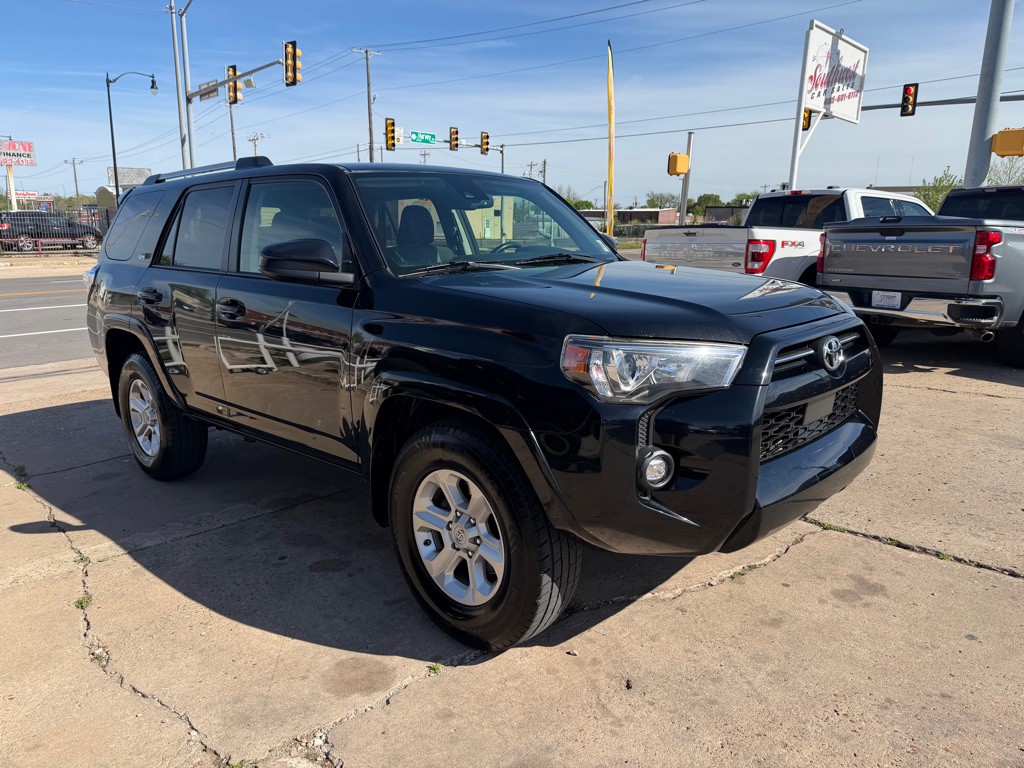 2021 Toyota 4Runner Image 6