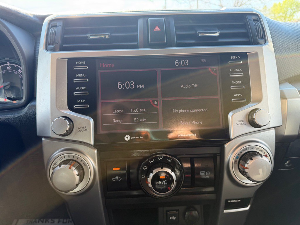 2021 Toyota 4Runner Image 13