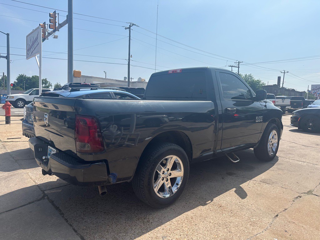 2017 RAM 1500 Image 5
