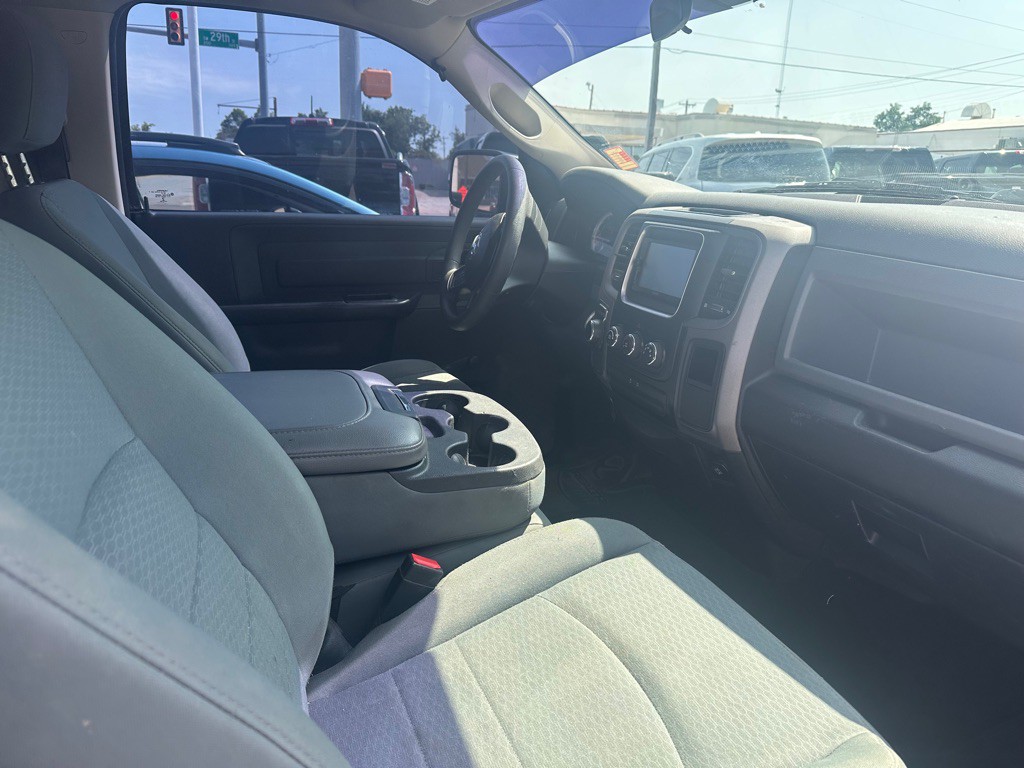 2017 RAM 1500 Image 7