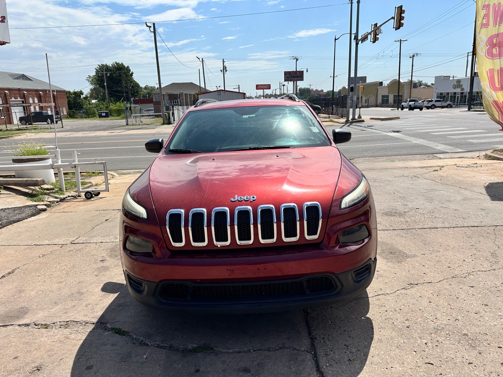 2016 Jeep Cherokee Image 2