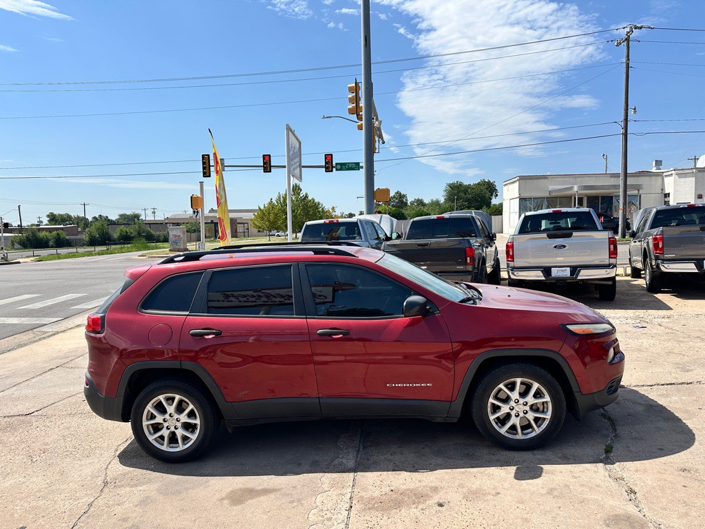2016 Jeep Cherokee Image 4