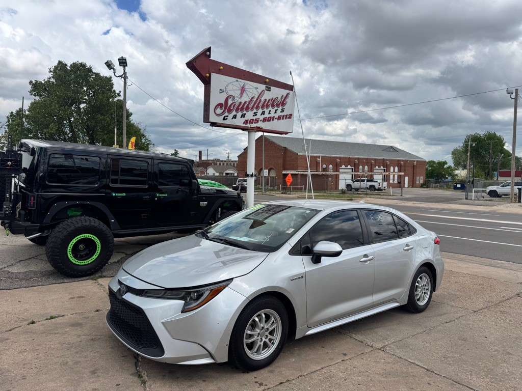 2021 Toyota Corolla Image 1