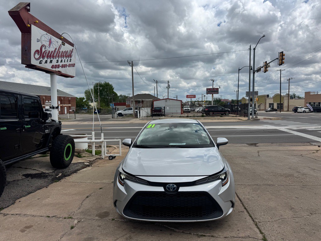 2021 Toyota Corolla Image 2