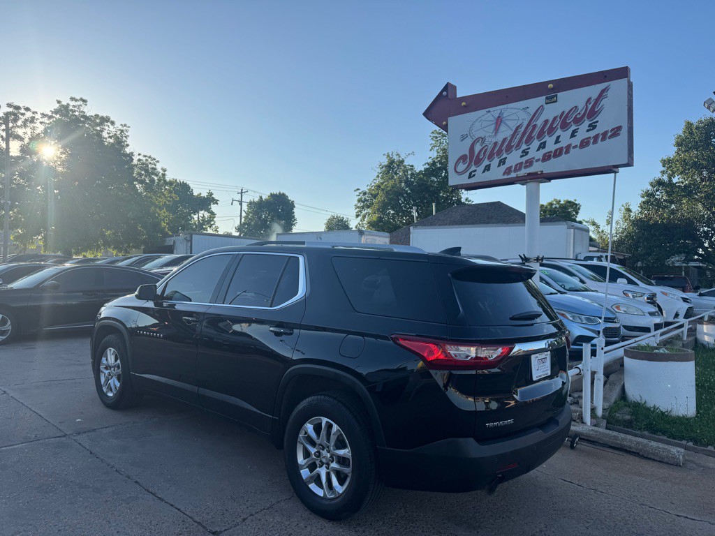 2018 Chevrolet Traverse Image 4