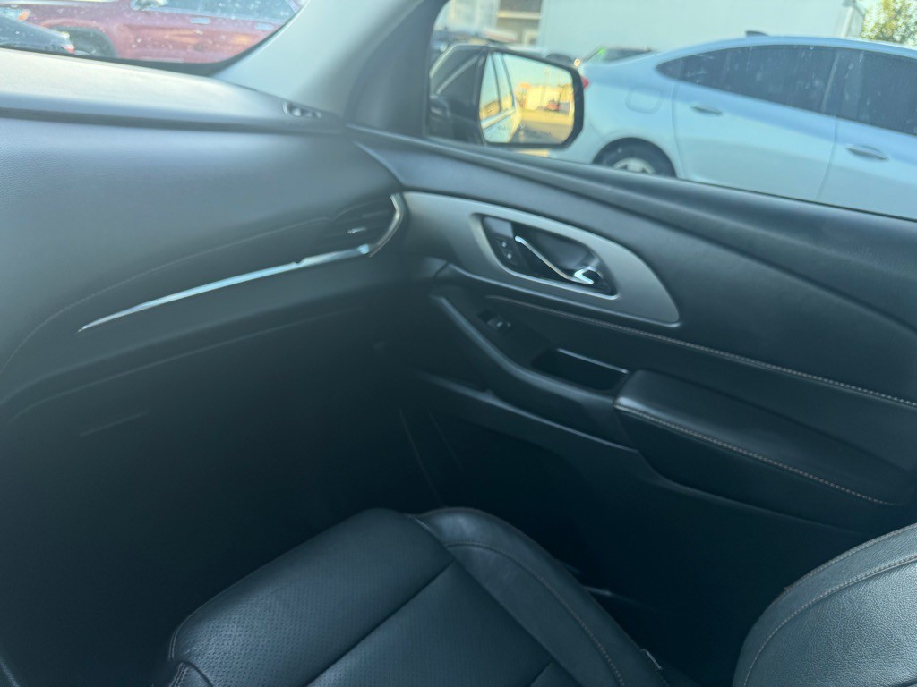 2018 Chevrolet Traverse Image 15