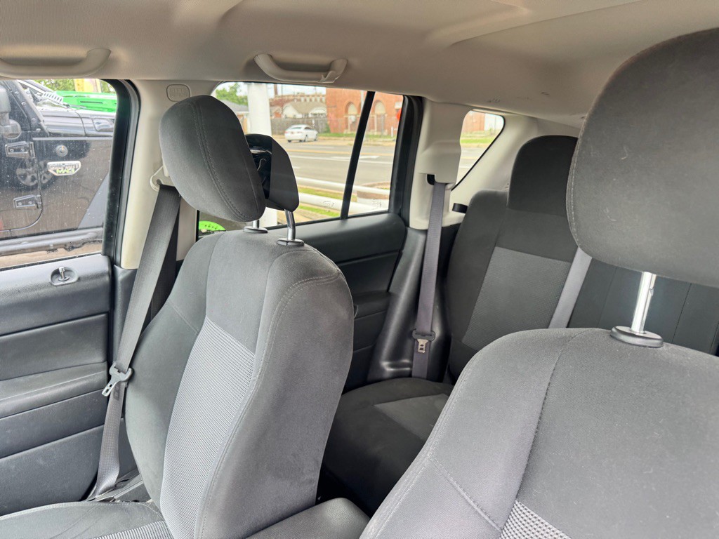 2016 Jeep Compass Image 11