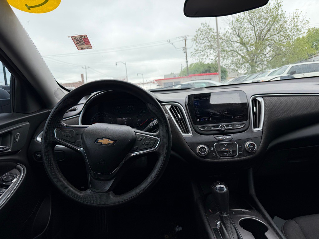 2020 Chevrolet Malibu Image 10
