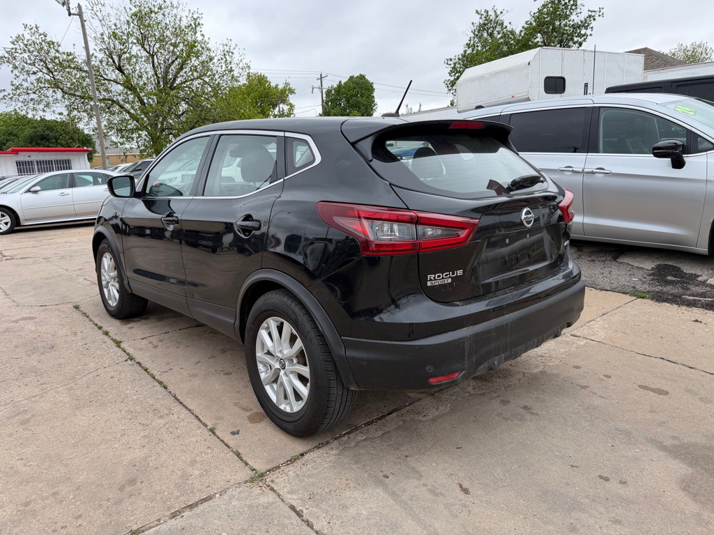 2022 Nissan Rogue Image 3