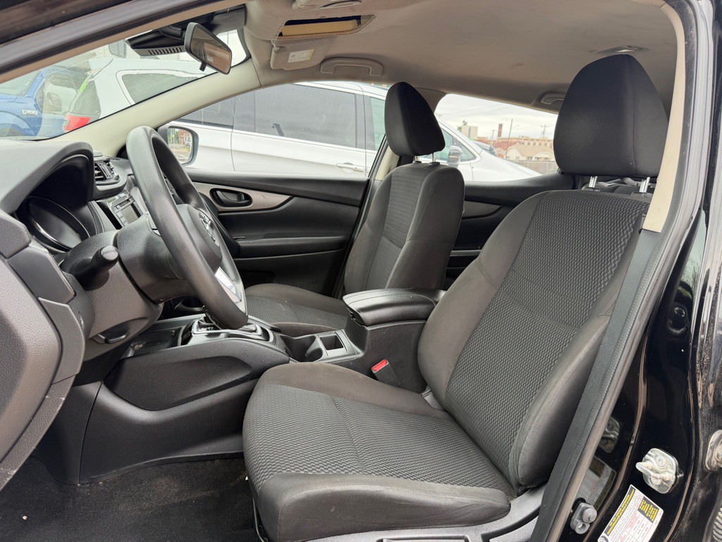 2022 Nissan Rogue Image 9