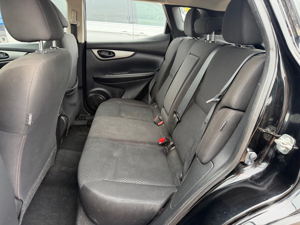 2022 Nissan Rogue Image 10