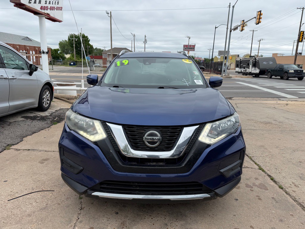2019 Nissan Rogue Image 8
