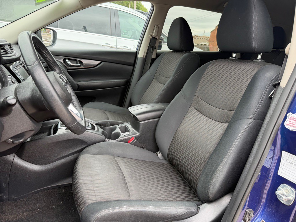 2019 Nissan Rogue Image 12