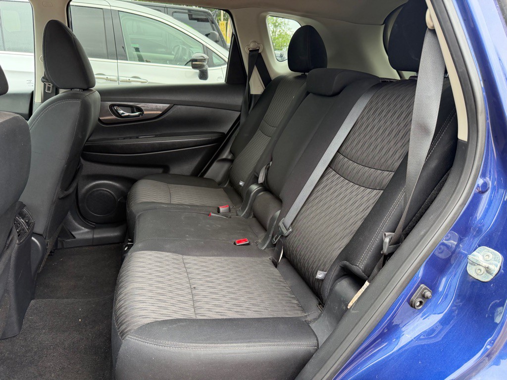 2019 Nissan Rogue Image 13