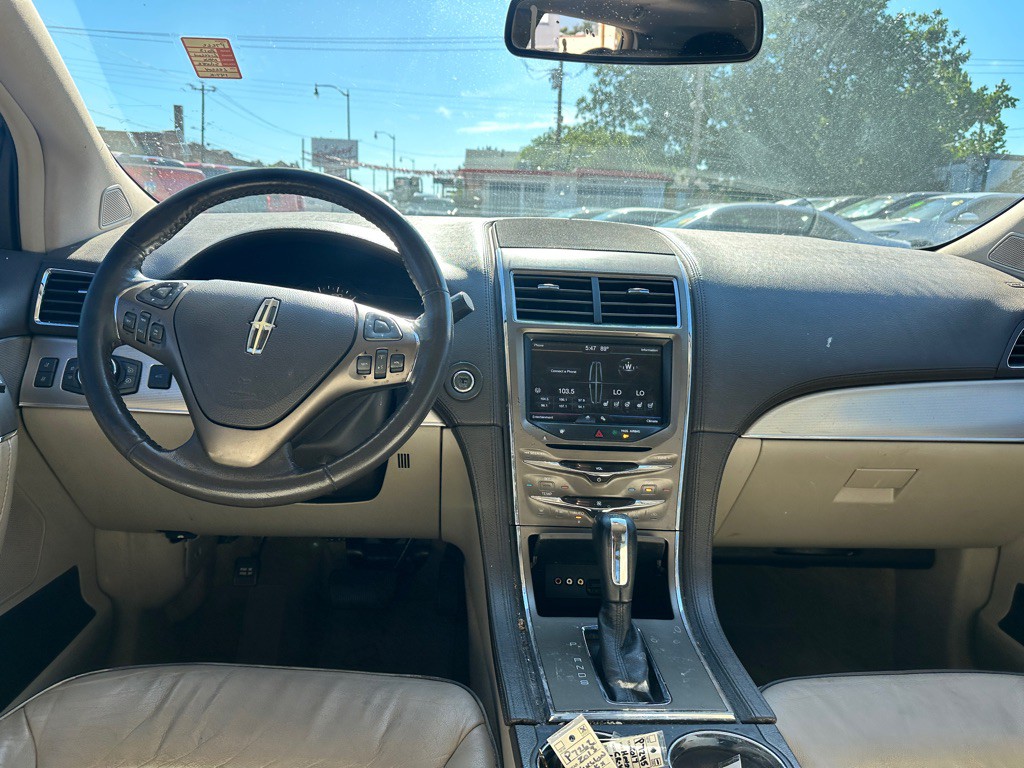 2013 Lincoln MKX Image 11