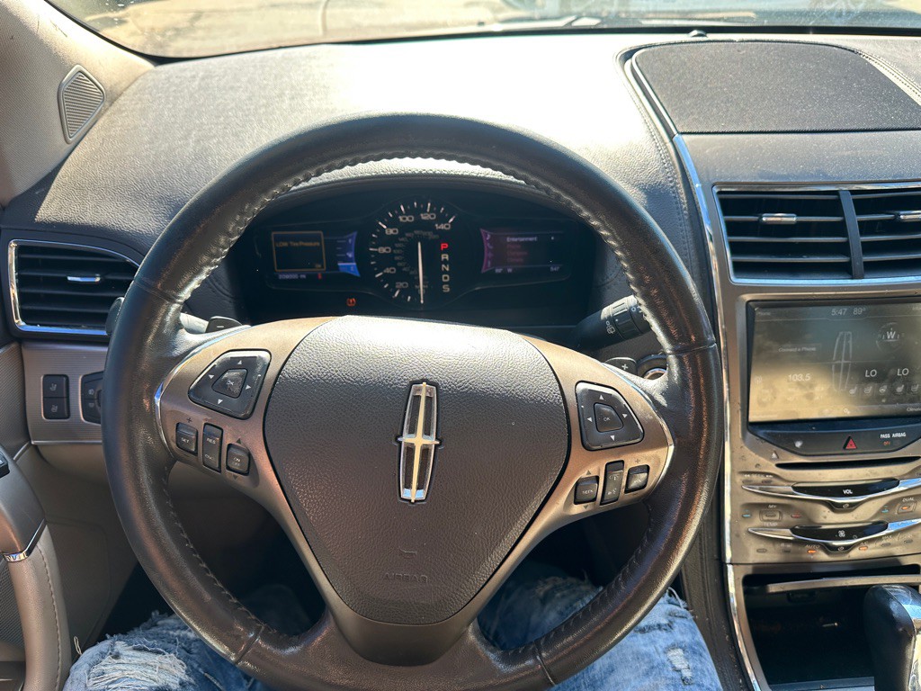 2013 Lincoln MKX Image 19