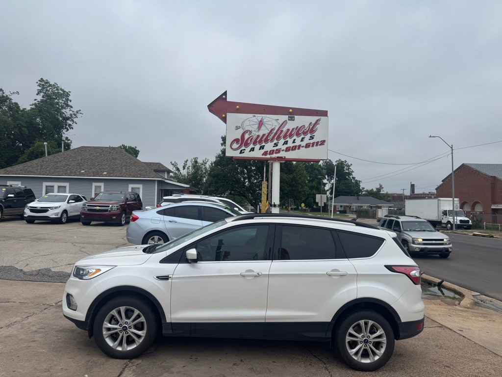 2018 Ford Escape Image 3