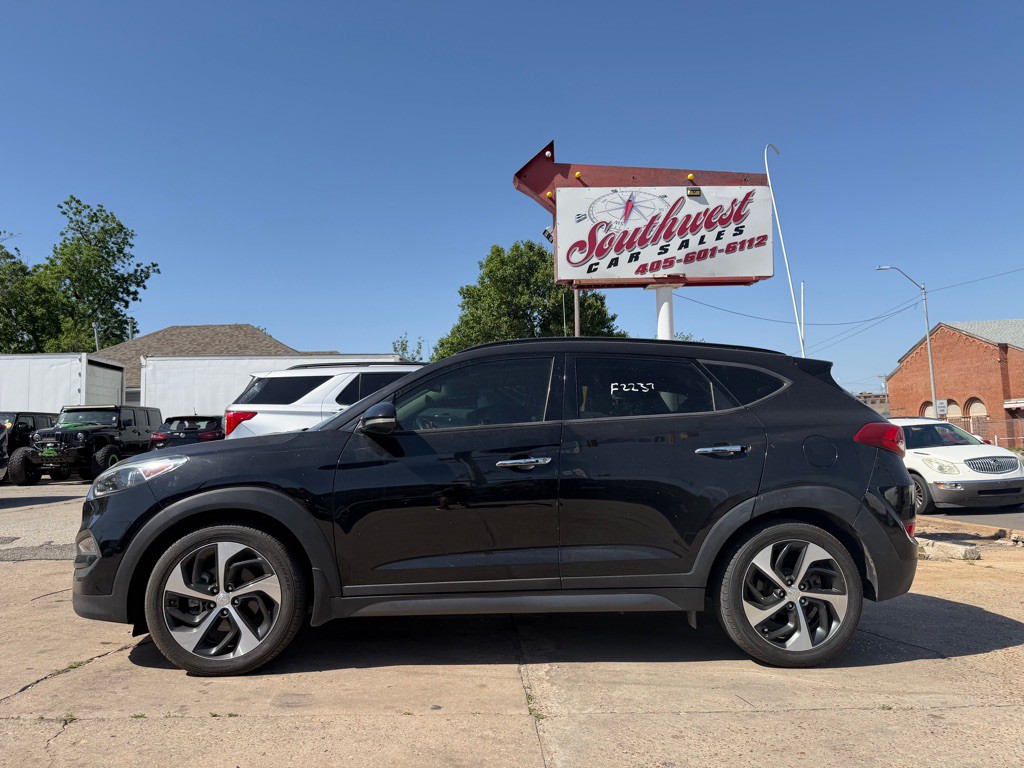 2016 Hyundai Tucson Image 2