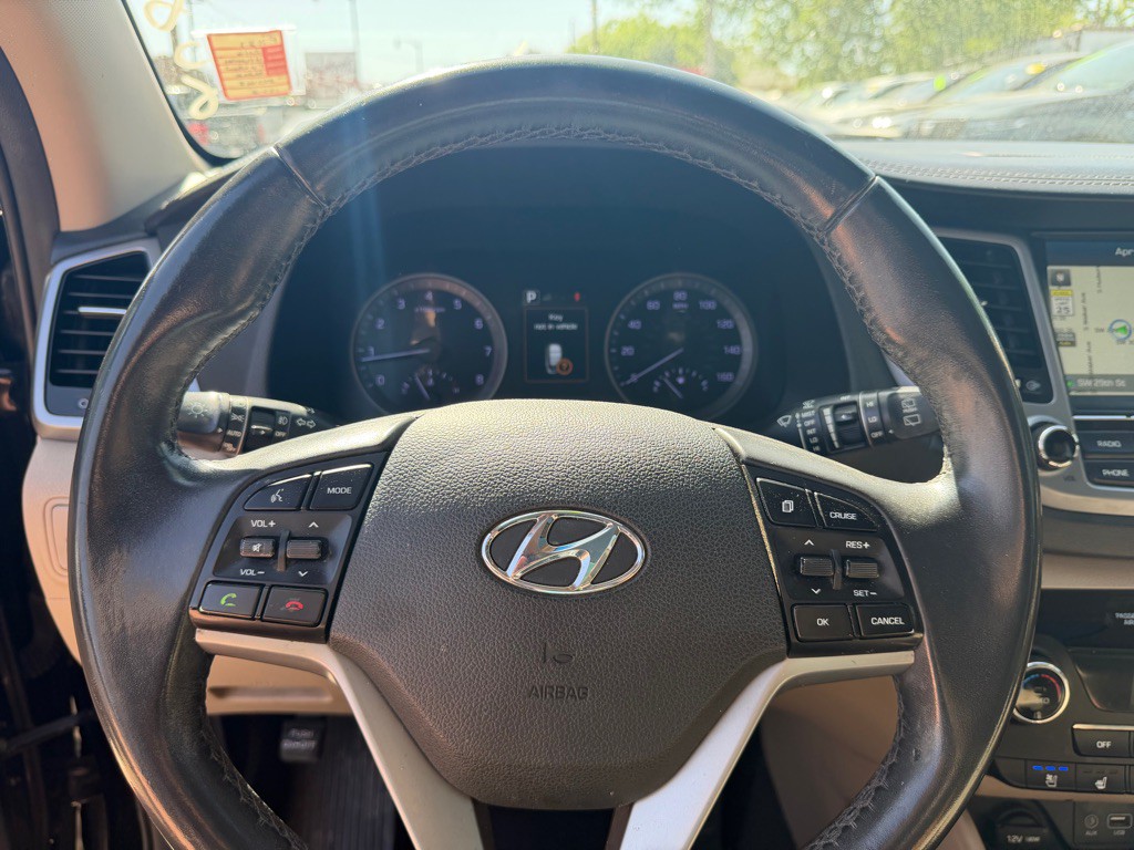 2016 Hyundai Tucson Image 13