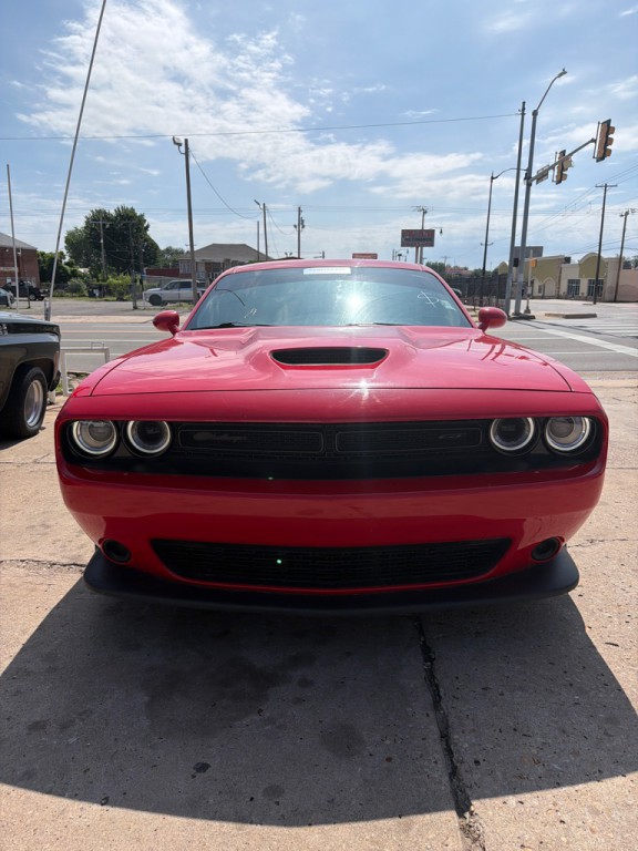 2023 Dodge Challenger Image 2