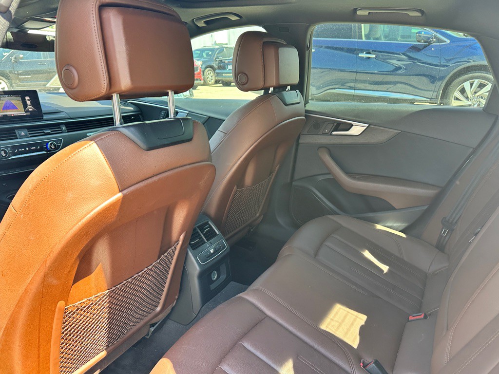 2019 Audi A4 Image 9