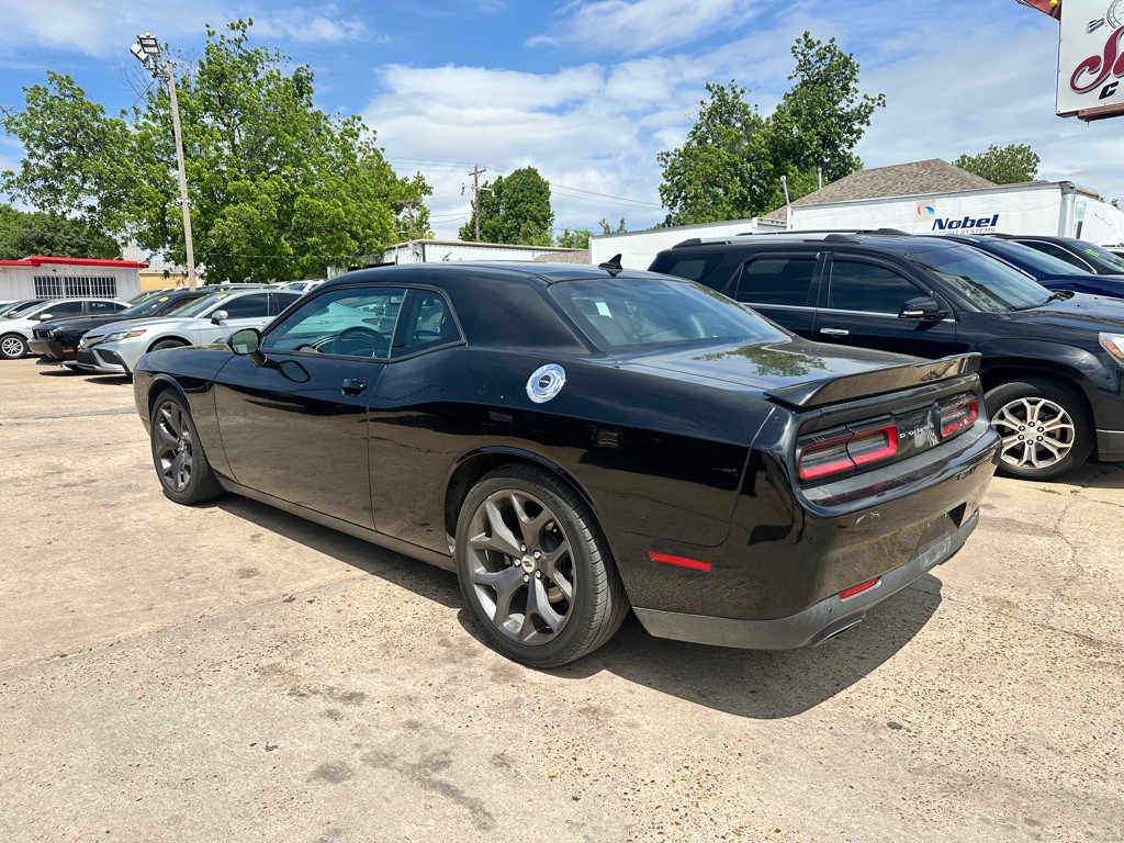 2018 Dodge Challenger Image 6