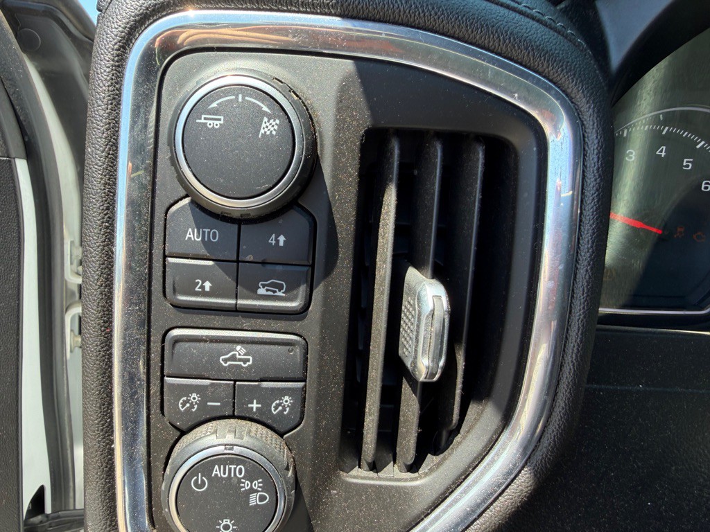 2019 Chevrolet Silverado 1500 Image 15