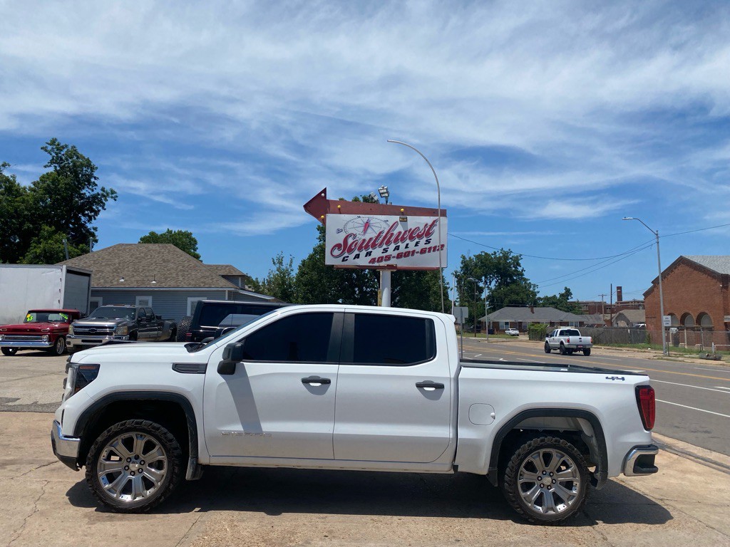 2022 GMC Sierra Image 3