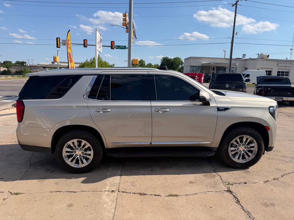 2021 GMC Yukon Image 6